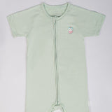 NEW BORN ESSENTIALS GENDER NEUTRAL PREMIUM GIFT SET