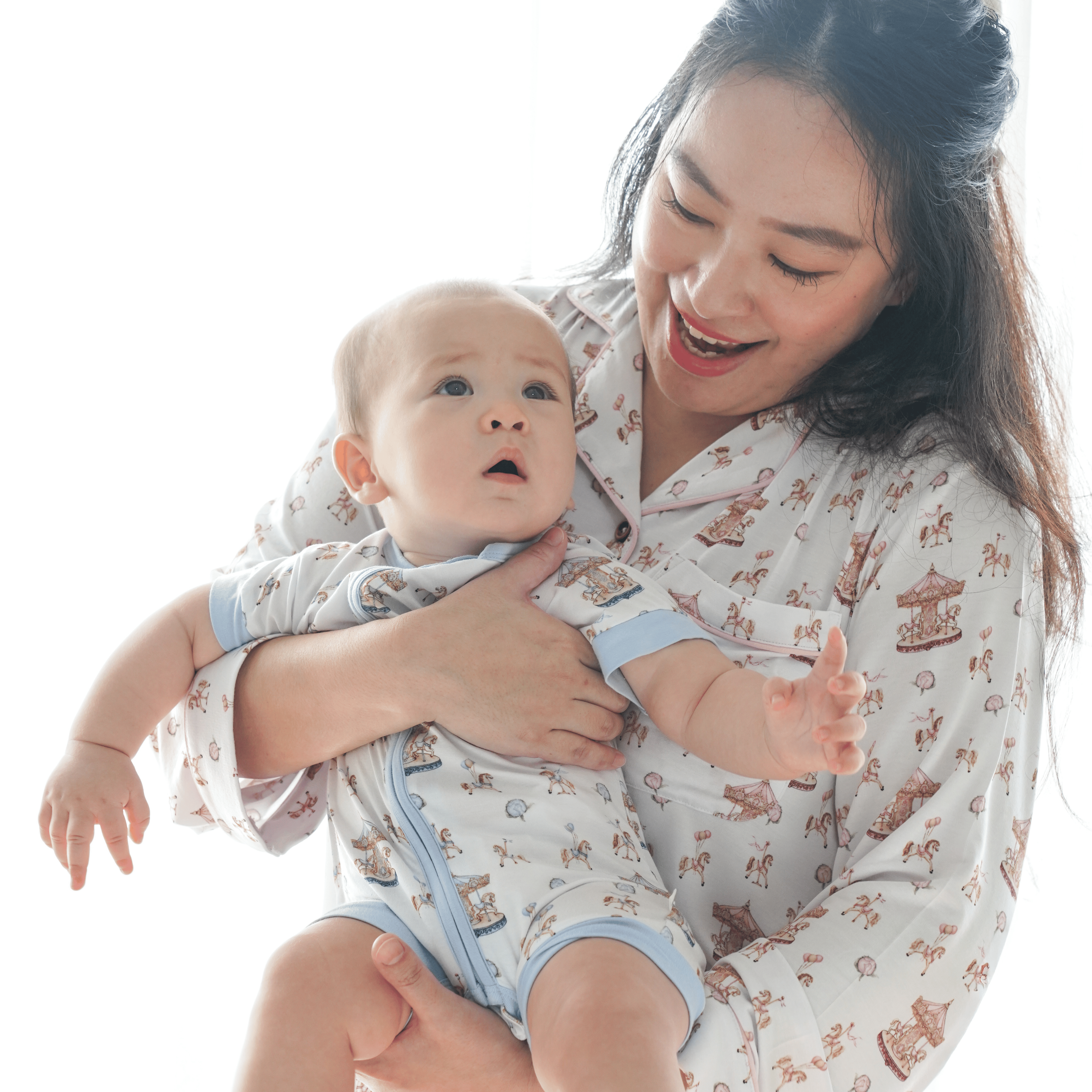 Carousel Blue Half Sleeves Zipper