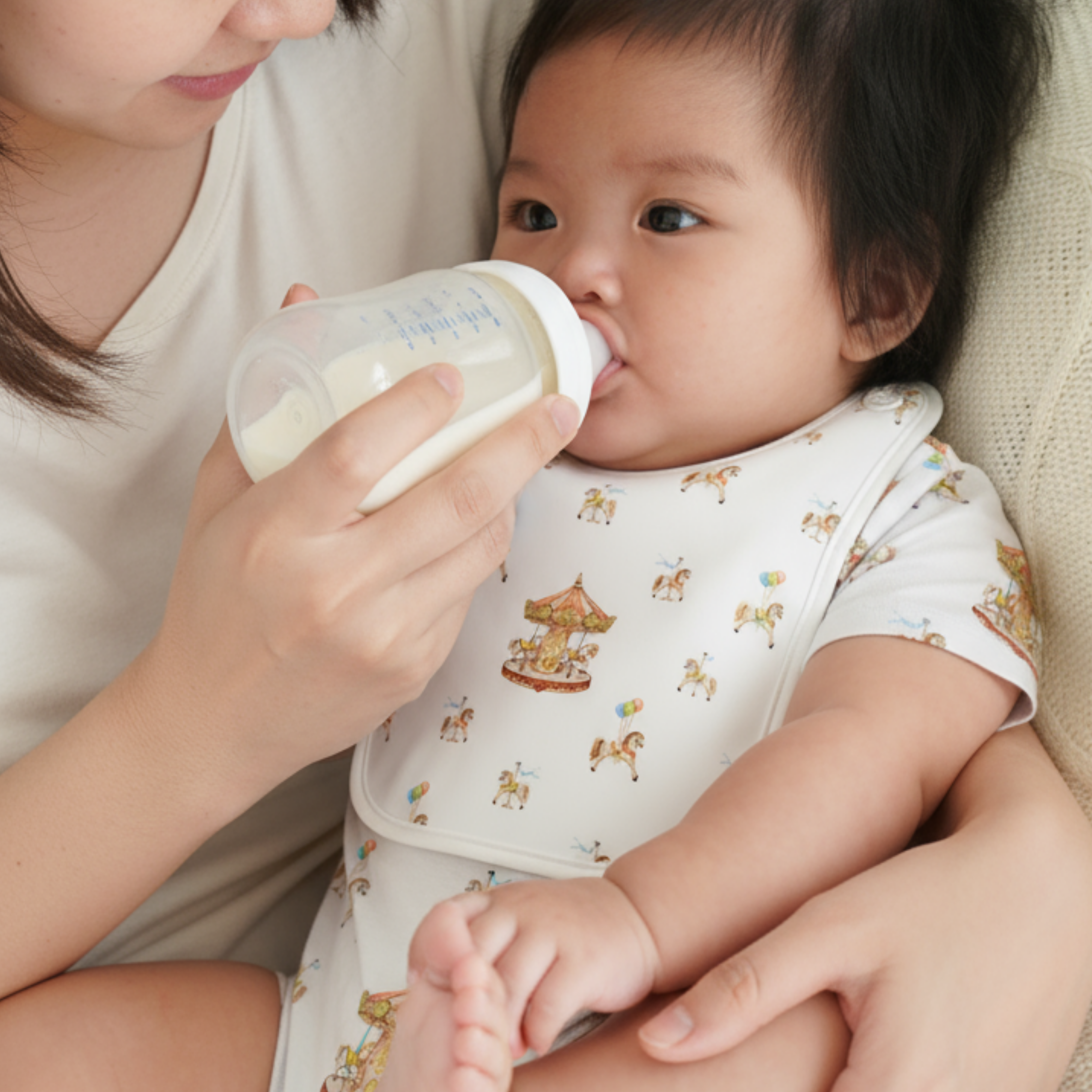 Carousel Amber Baby Dribble Bib