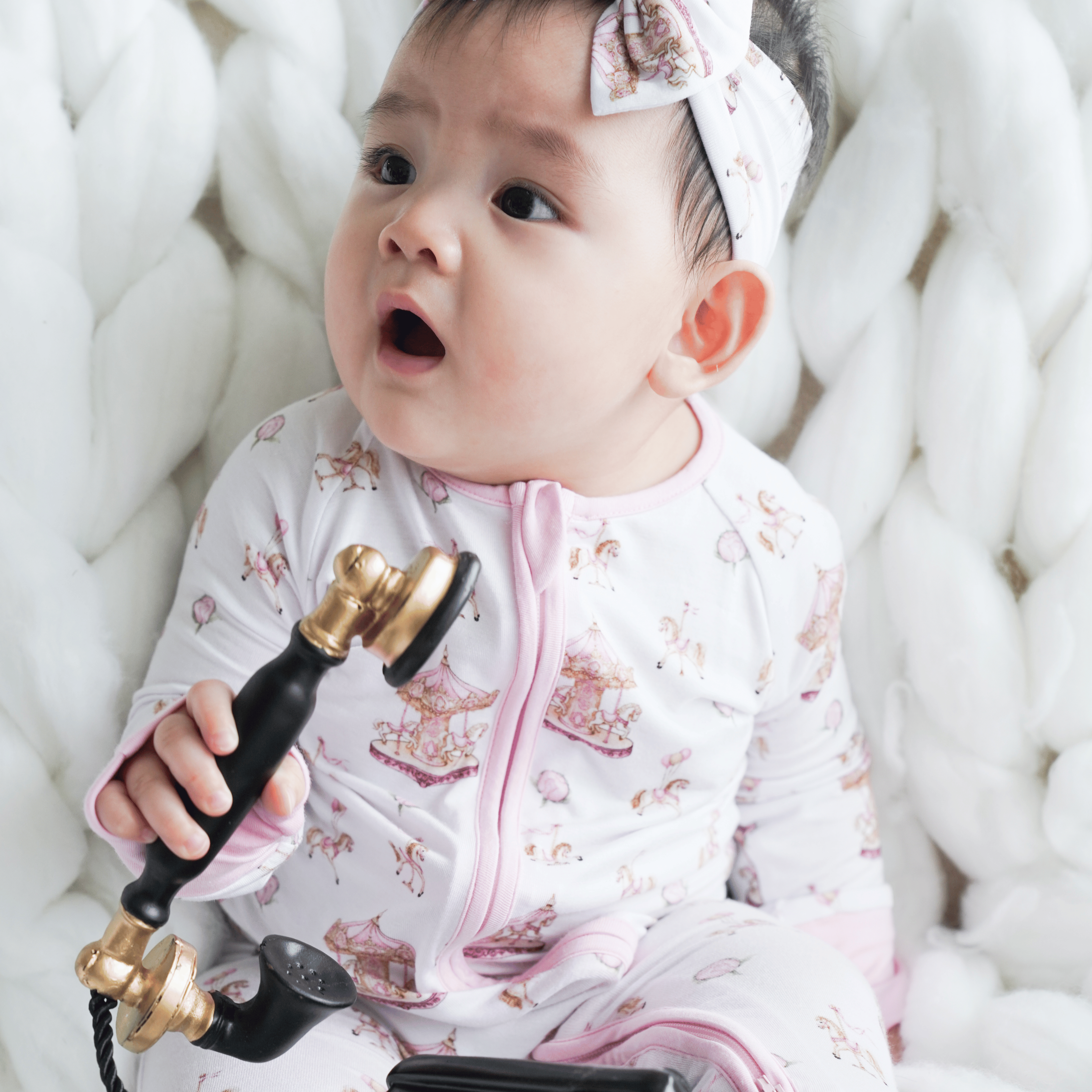 Carousel Rose Long Sleeves Zipper