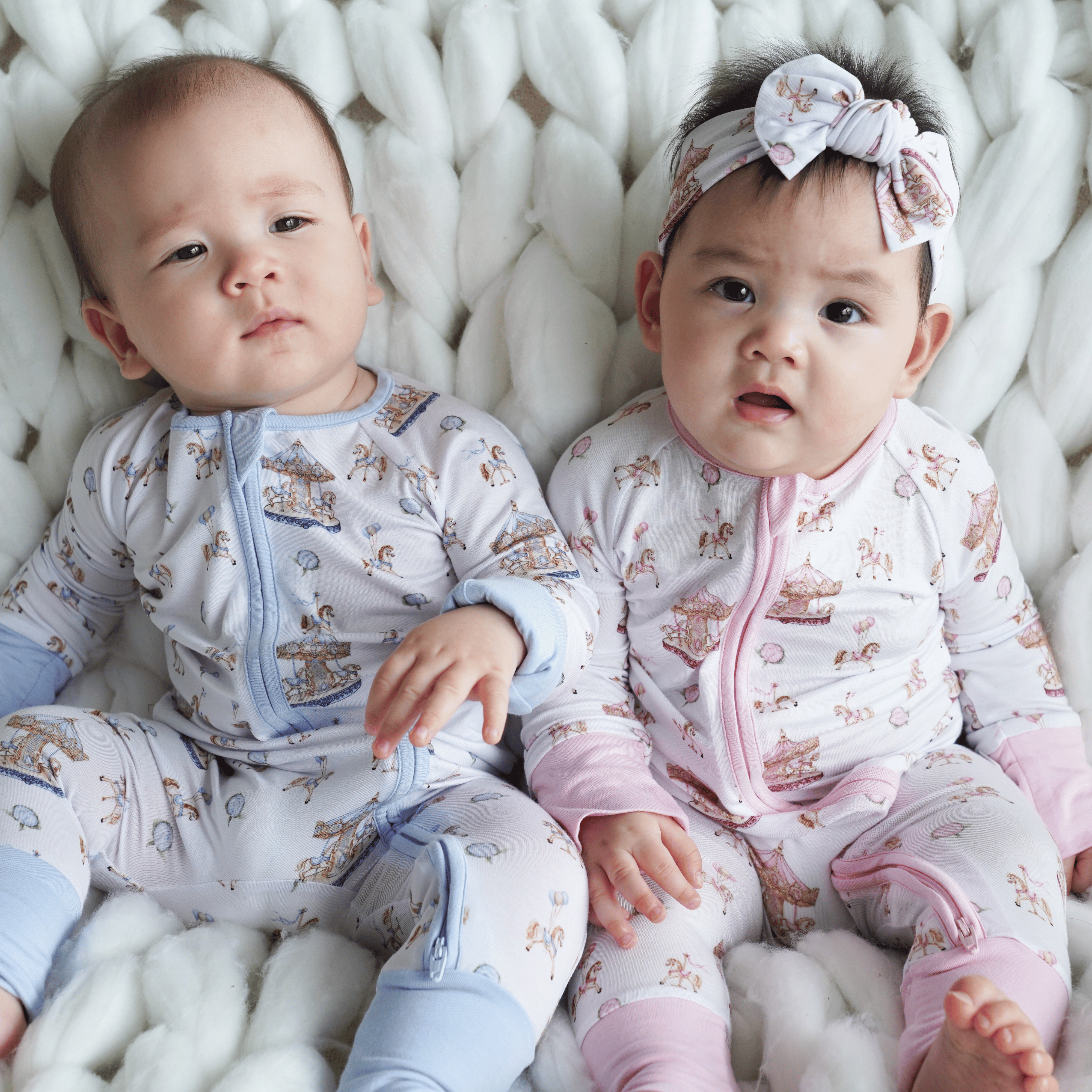 Carousel Rose Long Sleeves Zipper