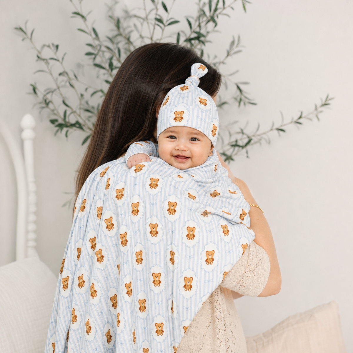 Teddy Tales Swaddle and Beanie Set
