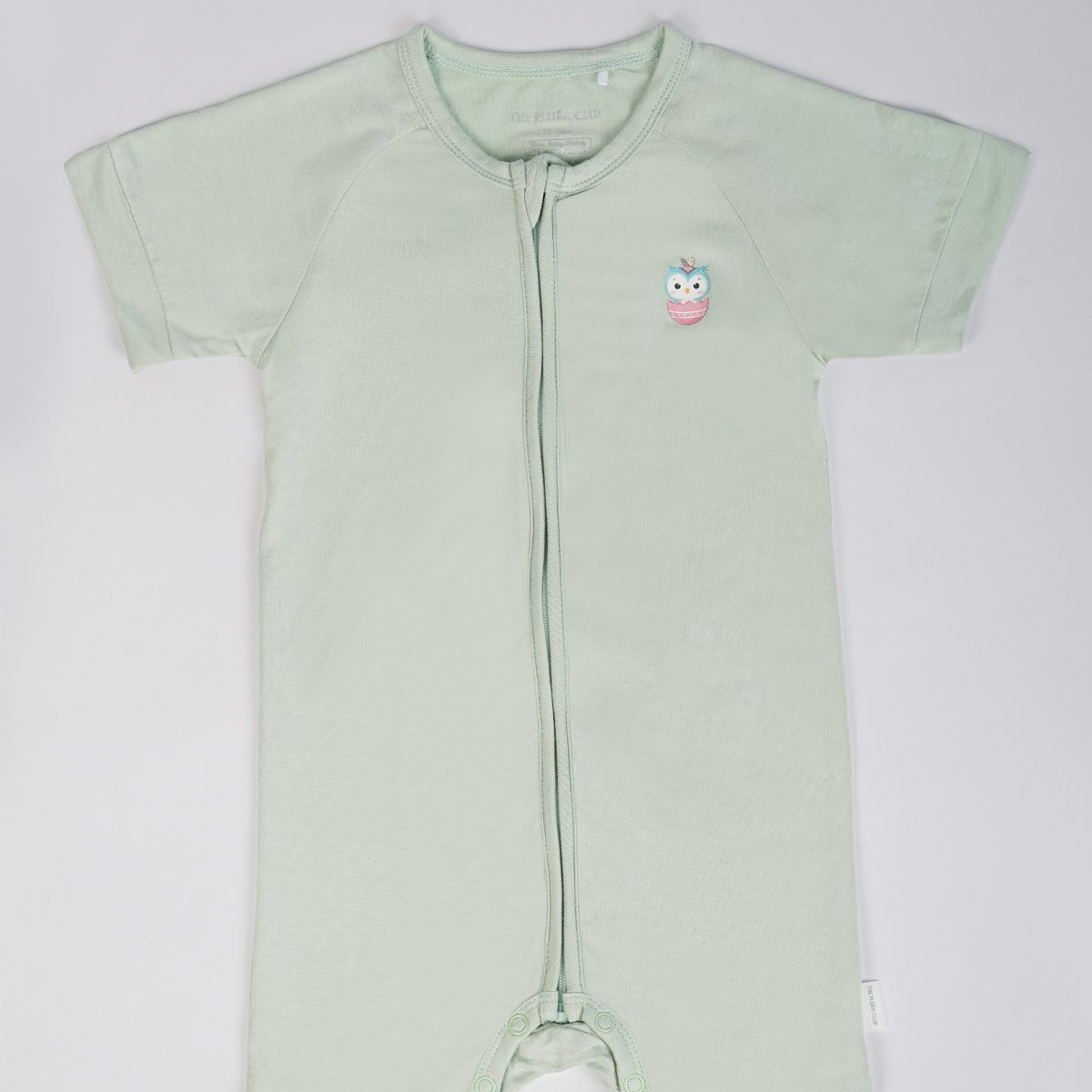 NEW BORN ESSENTIALS GENDER NEUTRAL PREMIUM GIFT SET